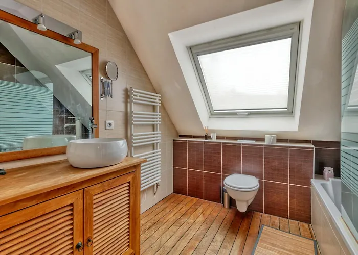 度假居 La Taniere